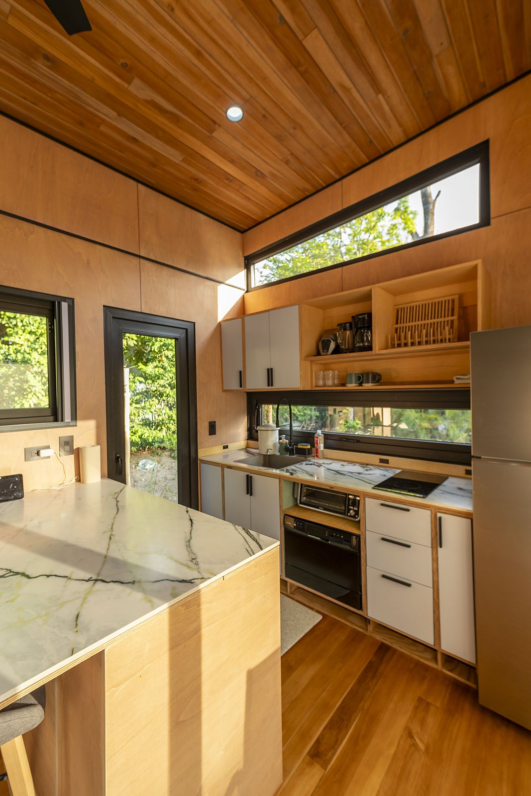 Atenea kitchen with full appliances